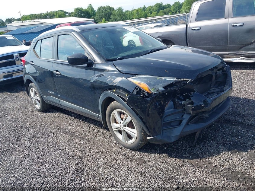 2018 NISSAN KICK S | 3N1CP5CU4JL511111 | UPCARS