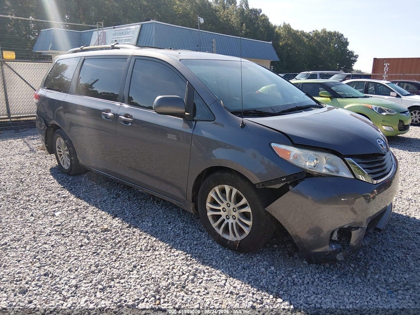 2011 TOYOTA SIENNA XLE V6 | 5TDYK3DC0BS122361 | UPCARS