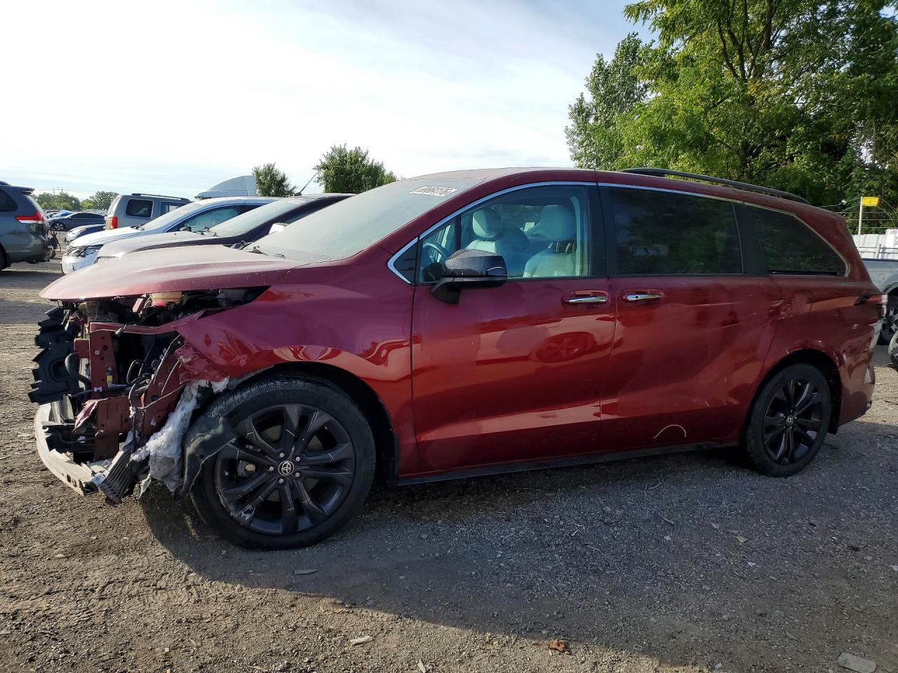 2022 TOYOTA SIENNA LE | 5TDGRKECXNS125191 | UPCARS
