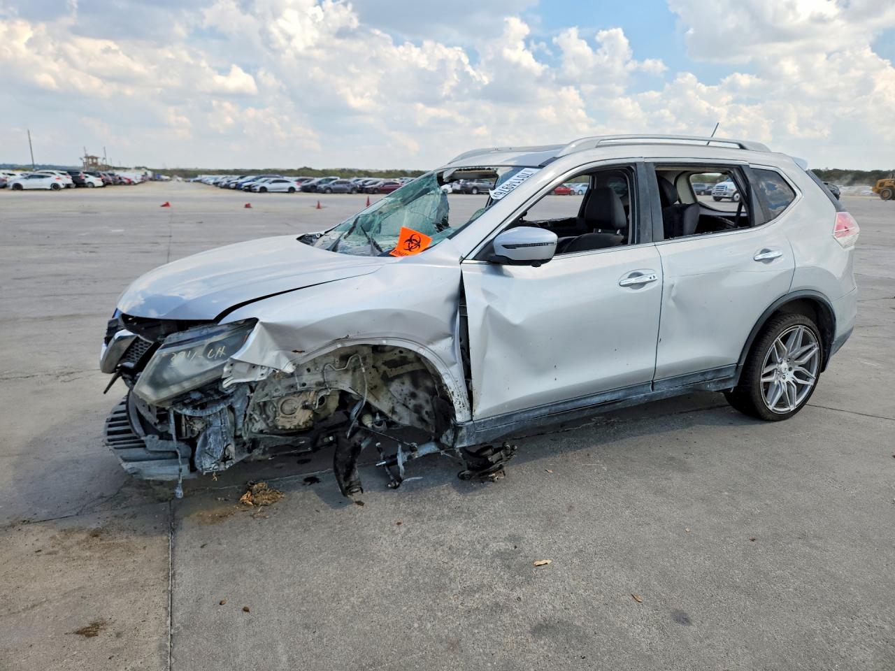 2016 NISSAN ROGUE SL | 5N1AT2MTXGC759366 | UPCARS