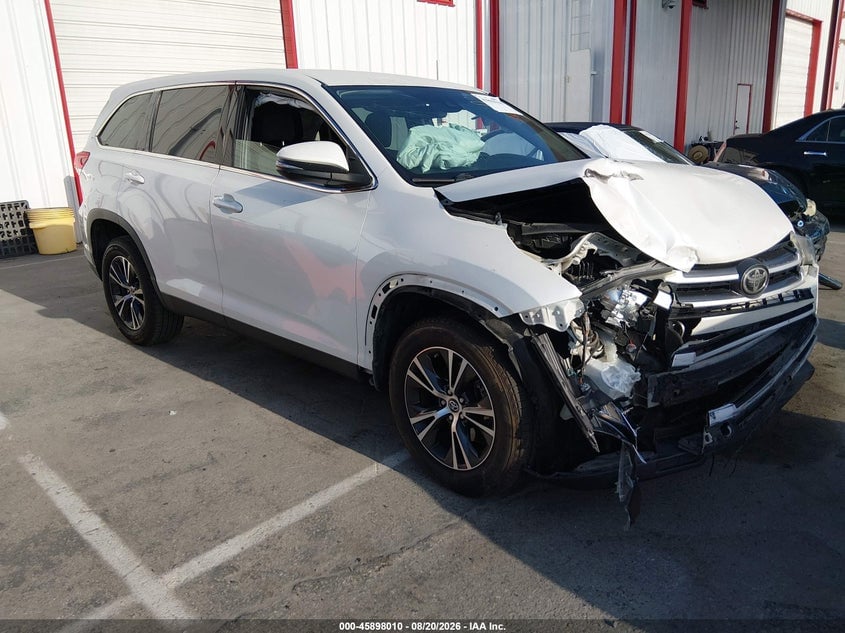 2019 TOYOTA HIGHLANDER LE | 5TDZARFH7KS050447 | UPCARS