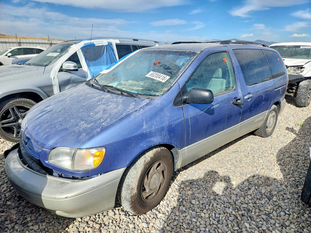 1999 TOYOTA SIENNA XLE | 4T3ZF13C0XU140329 | UPCARS
