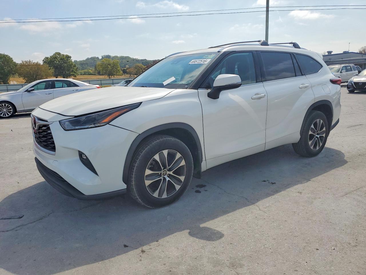 2021 TOYOTA HIGHLANDER XLE | 5TDGZRBH7MS105469 | UPCARS