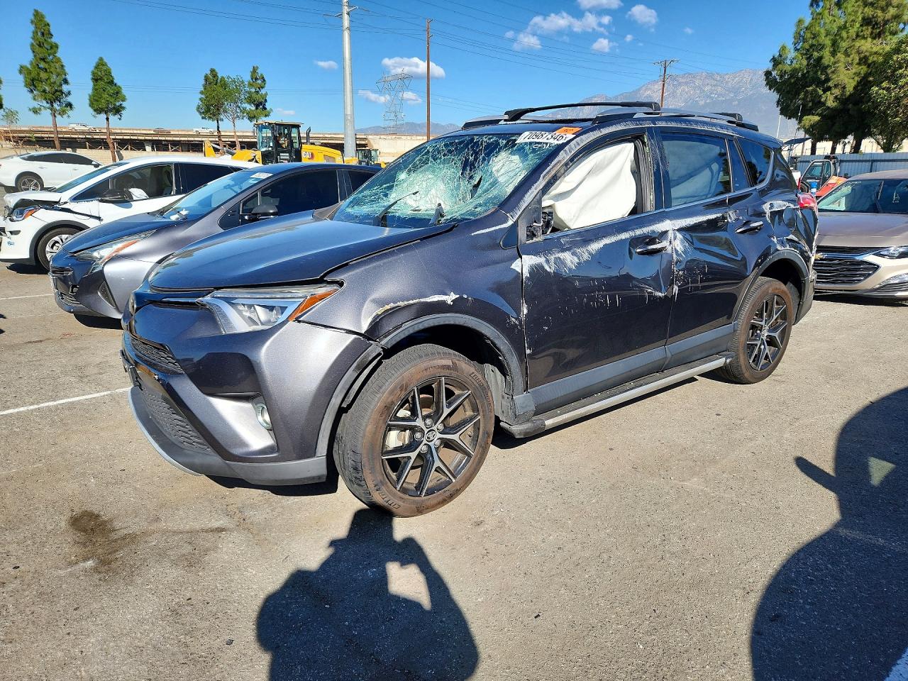 2017 TOYOTA RAV4 SE | JTMNFREV8HJ132118 | UPCARS