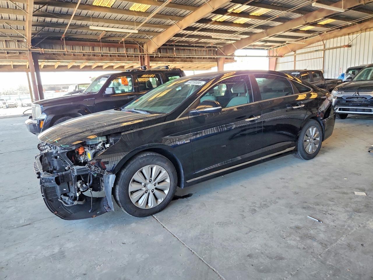 2016 HYUNDAI SONATA SE | KMHE24L16GA037047 | UPCARS