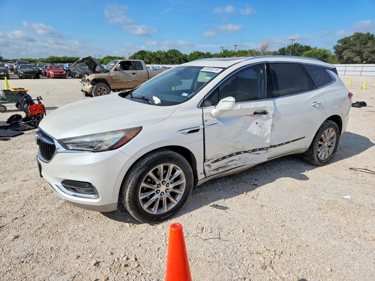 2018 BUICK ENCLAVE PREMIUM | 5GAEVBKW9JJ138735 | UPCARS