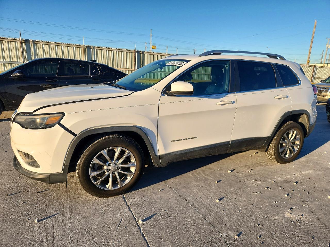 2019 JEEP CHEROKEE LATITUDE PLUS | 1C4PJLLB5KD232812 | UPCARS