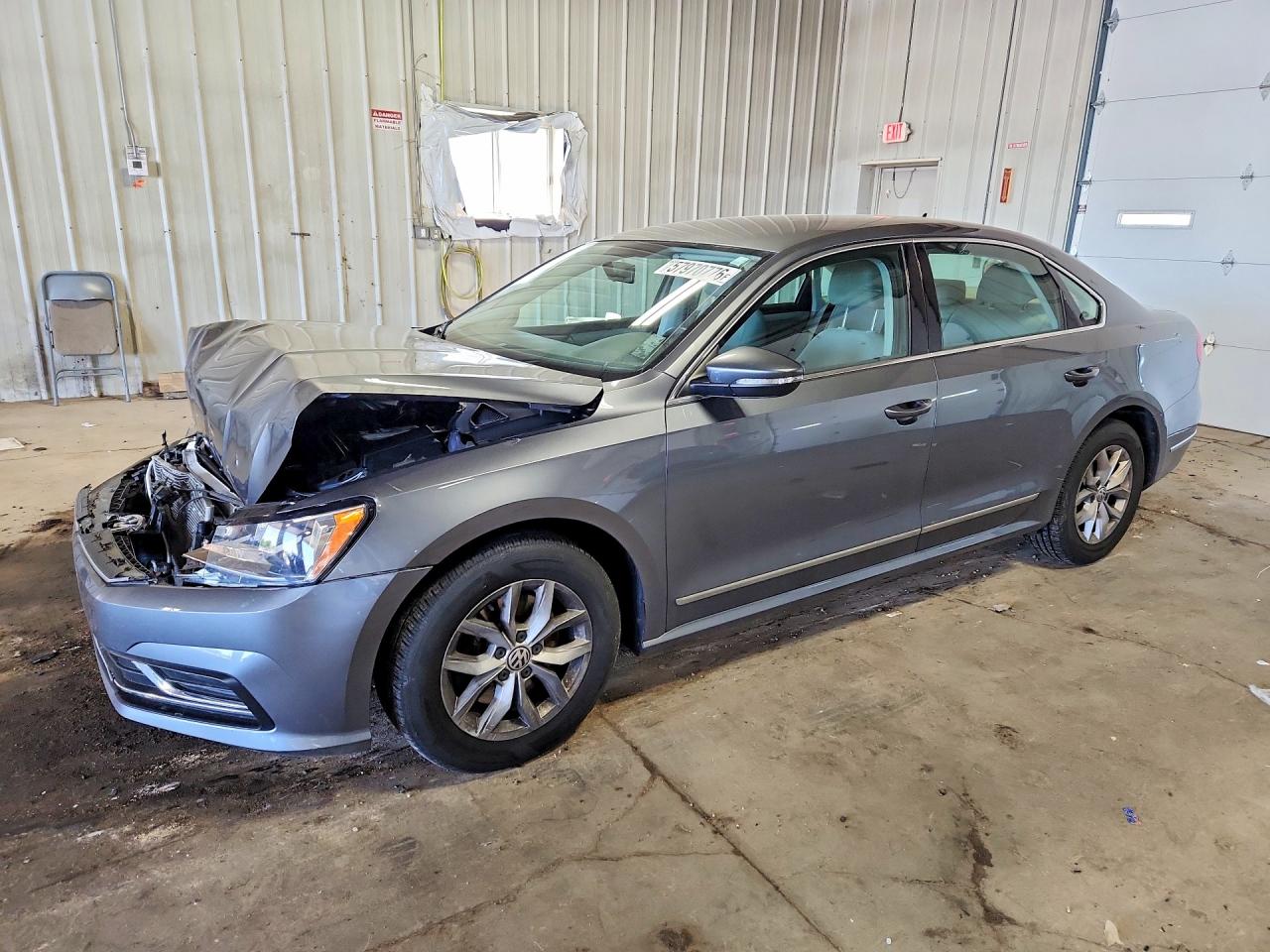 2016 VOLKSWAGEN PASSAT S | 1VWAT7A36GC023219 | UPCARS