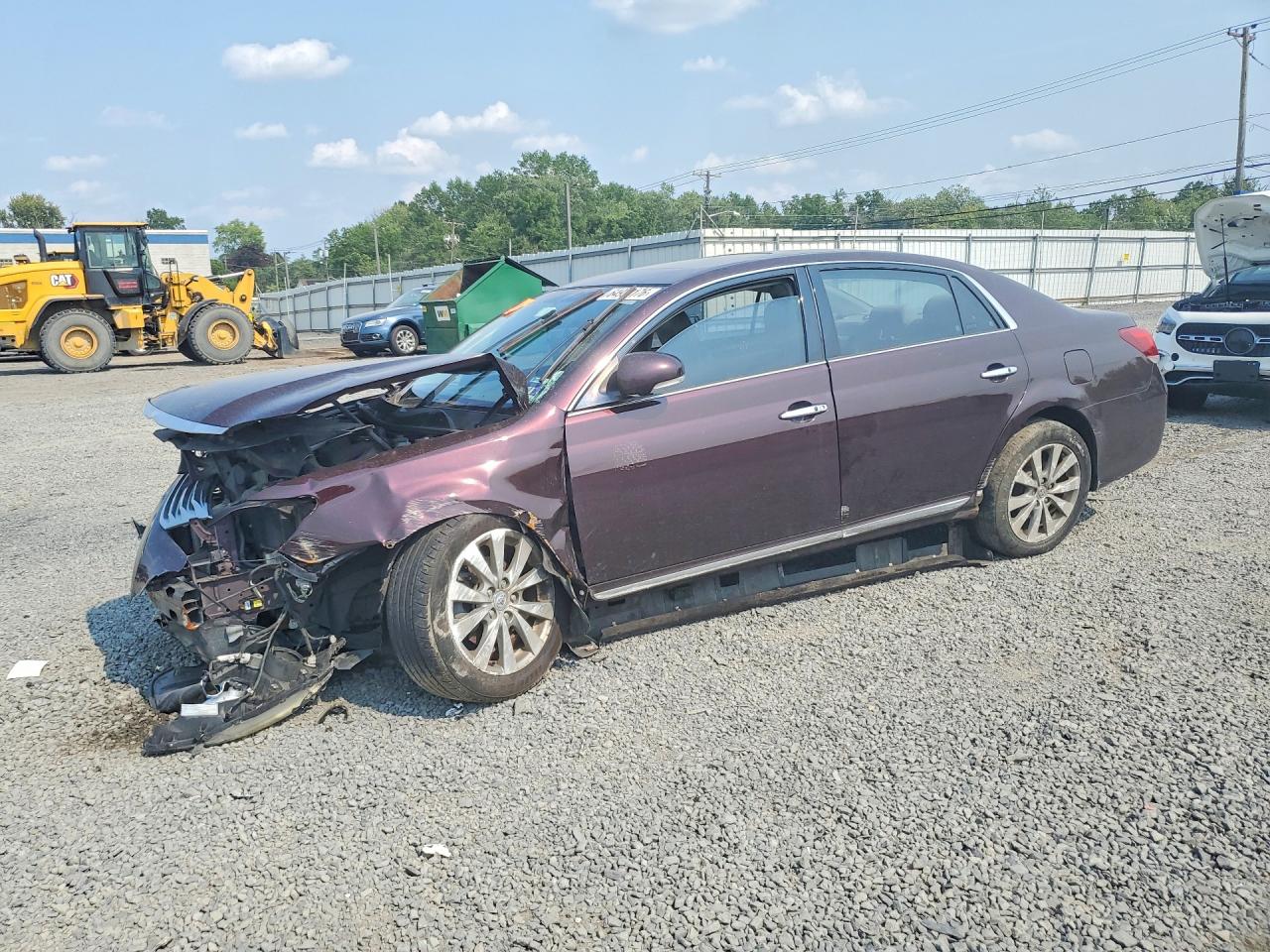 2011 TOYOTA AVALON LIMITED | 4T1BK3DB8BU375299 | UPCARS