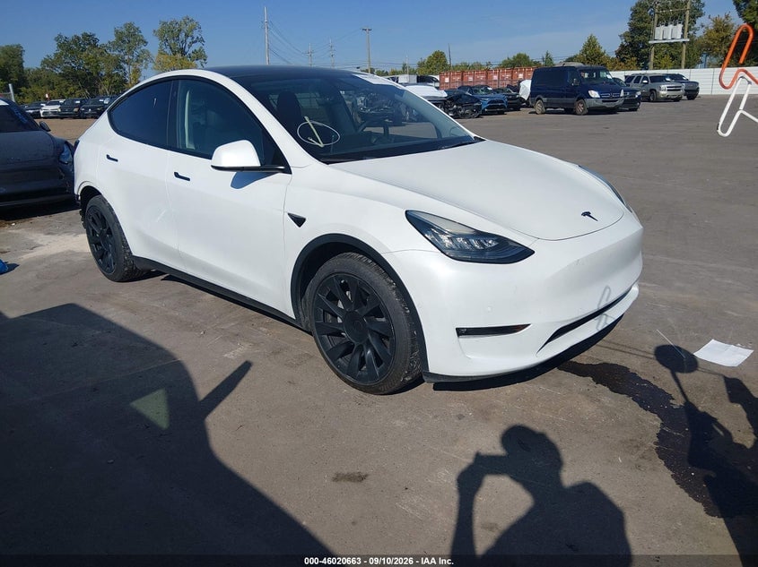 2022 TESLA MODEL Y LONG RANGE DUAL MOTOR ALL-WHEEL DRIVE | 7SAYGDEE3NF386421 | UPCARS