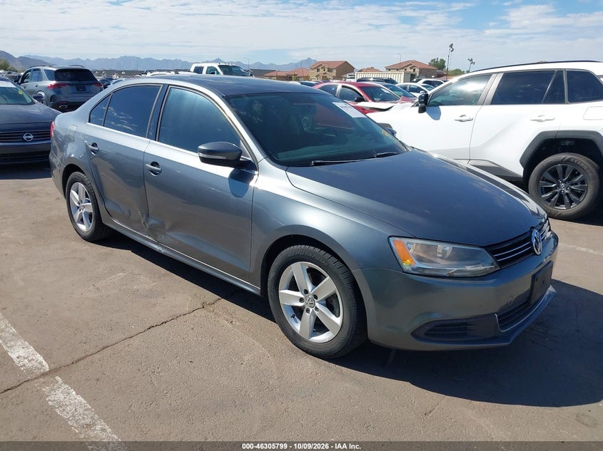 2013 VOLKSWAGEN JETTA 2.0L TDI | 3VWLL7AJ0DM405621 | UPCARS