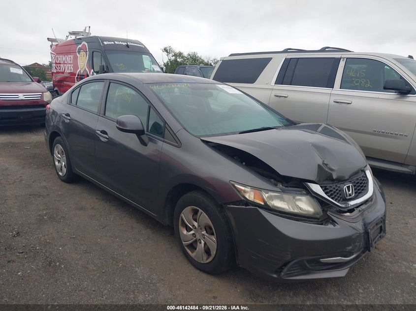2013 HONDA CIVIC LX | 2HGFB2F5XDH577656 | UPCARS
