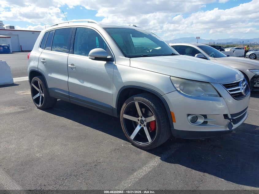 2011 VOLKSWAGEN TIGUAN SE | WVGAV7AXXBW547301 | UPCARS