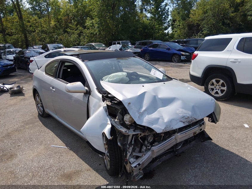 2005 SCION TC | JTKDE167250039329 | UPCARS