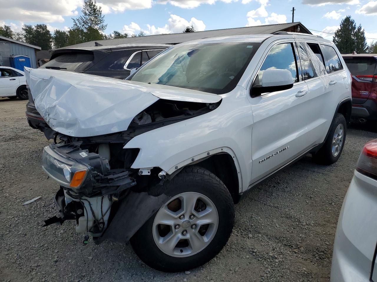 2015 JEEP CHEROKEE LAREDO | 1C4RJFAG0FC947727 | UPCARS