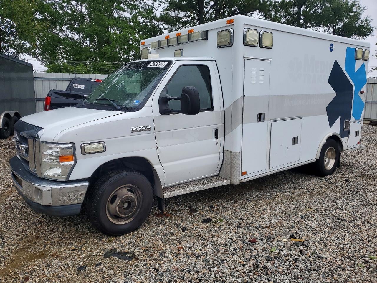 2009 FORD ECONOLIN E450 SUPER DUTY CUTAWAY VAN | 1FDXE45P69DA92102 | UPCARS