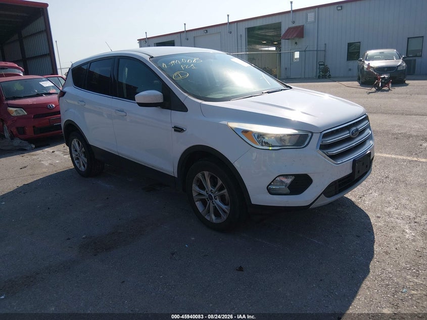2017 FORD ESCAPE SE | 1FMCU0GD7HUE95954 | UPCARS