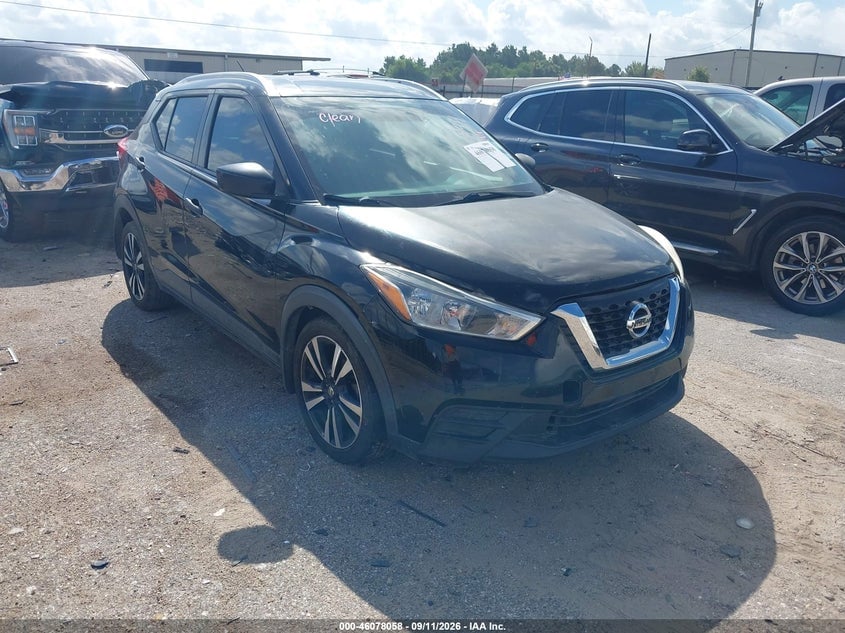 2019 NISSAN KICK S | 3N1CP5CU6KL520944 | UPCARS