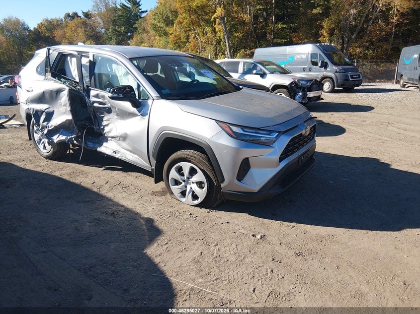 2025 TOYOTA RAV4 LE | 2T3G1RFV2SC571251 | UPCARS