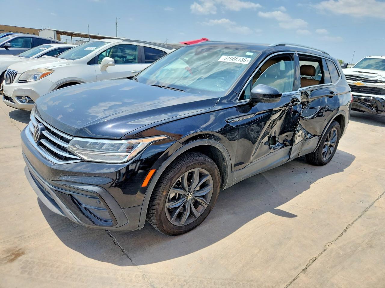 2022 VOLKSWAGEN TIGUAN SE | 3VV2B7AX0NM040365 | UPCARS