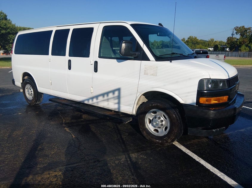 2020 CHEVROLET EXPRESS PASSENGE RWD 3500 EXTENDED WHEELBASE LS | 1GAZGNFP1L1259138 | UPCARS