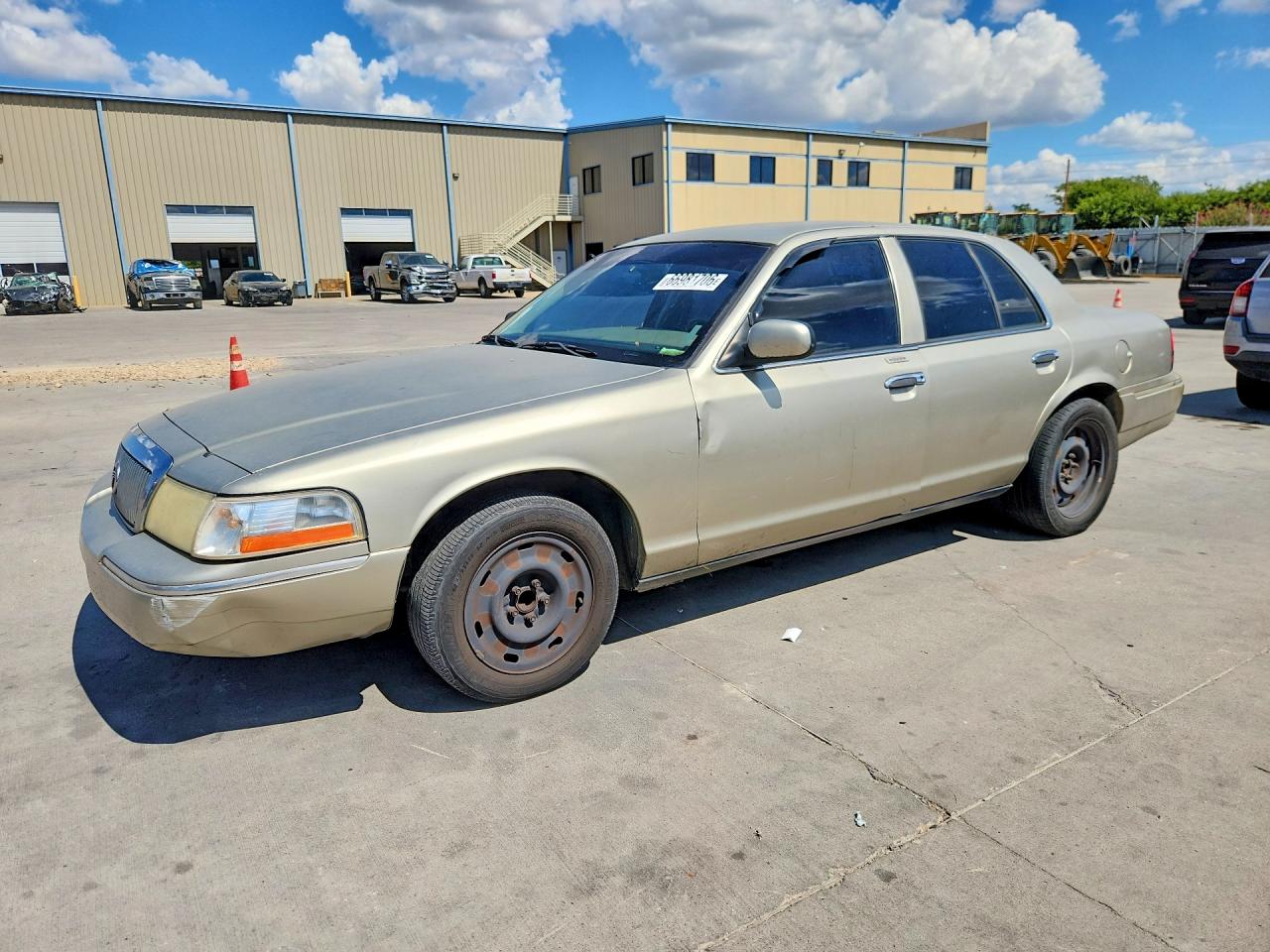 2005 MERCURY GRMARQUIS GS | 2MEFM74W05X618593 | UPCARS