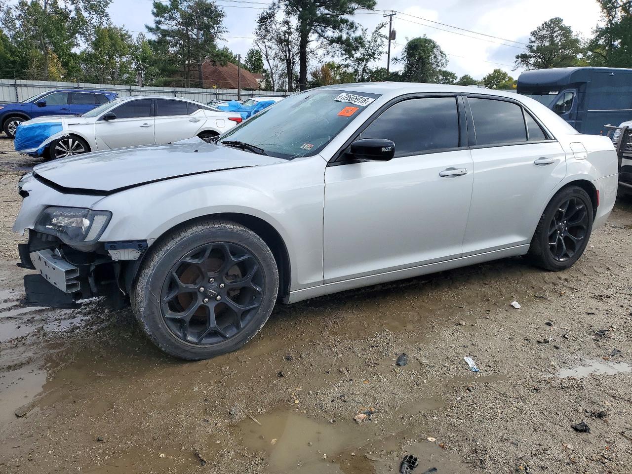 2019 CHRYSLER 300 TOURING | 2C3CCAAG9KH580986 | UPCARS
