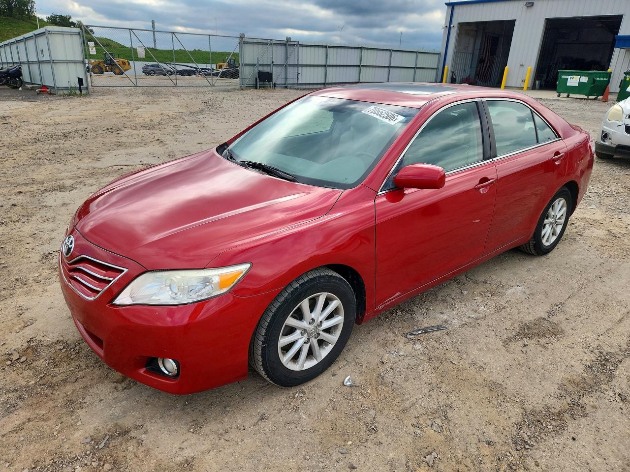 2011 TOYOTA CAMRY XLE | 4T4BF3EKXBR112840 | UPCARS