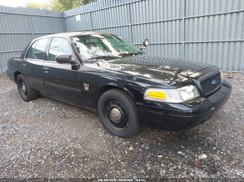 2011 FORD CROWN VICTORIA POLICE INTERCEPTOR | 2FABP7BV9BX141326 | UPCARS