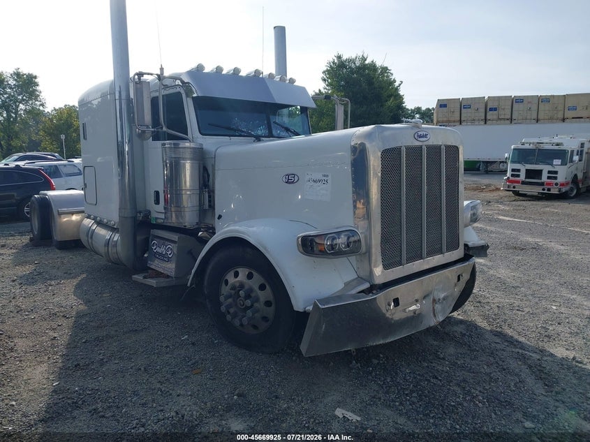 2014 PETERBILT 389 | 1XPXD49X3ED232276 | UPCARS