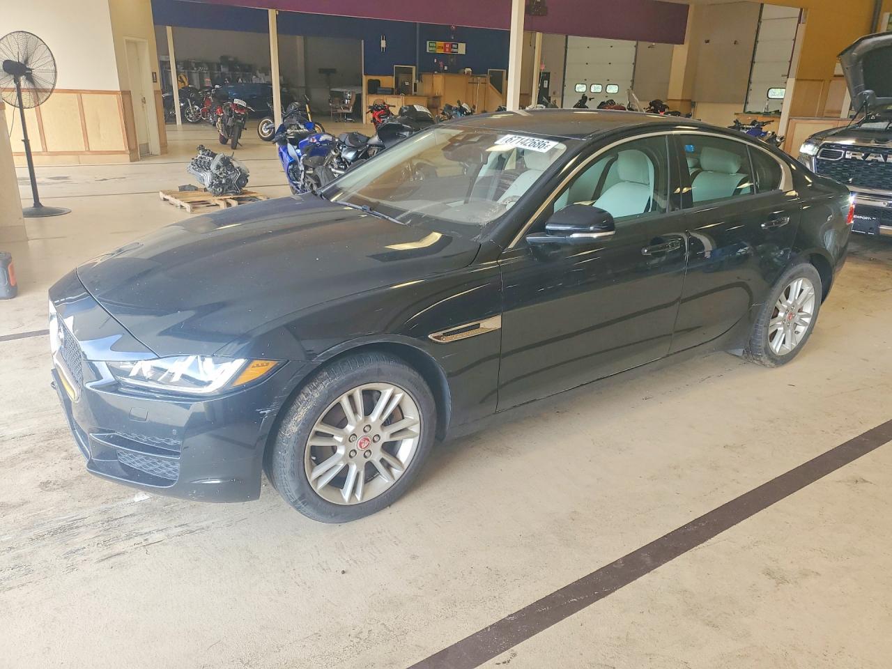2018 JAGUAR XE PREMIUM | SAJAJ4FX3JCP34517 | UPCARS