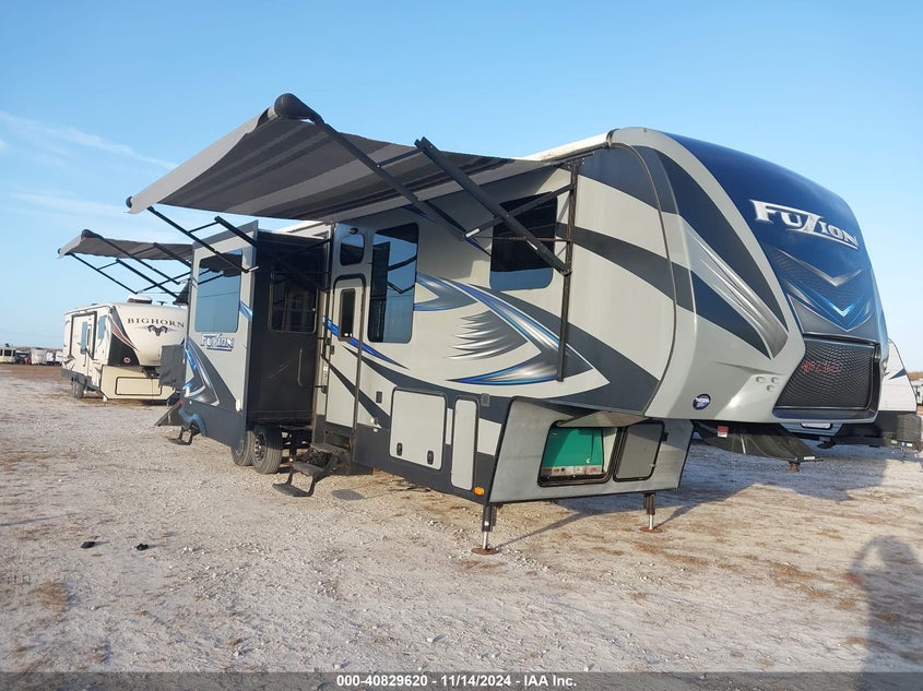 2015 KEYSTONE 38FT | 4YDF37126FF810844 | UPCARS