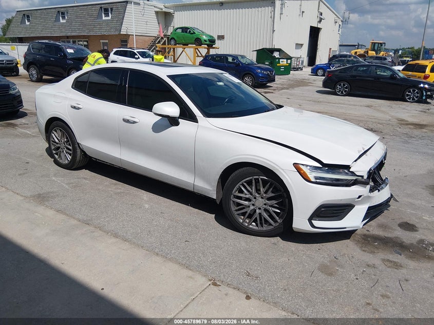 2020 VOLVO S60 T5 MOMENTUM | 7JR102FK9LG044181 | UPCARS