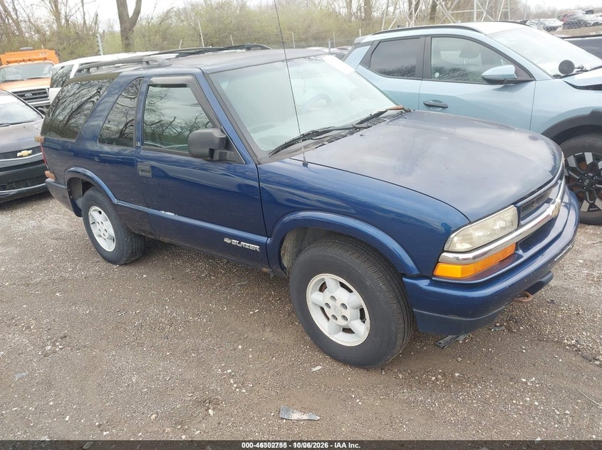 1999 CHEVROLET BLAZER LS | 1GNCT18W5XK237186 | UPCARS