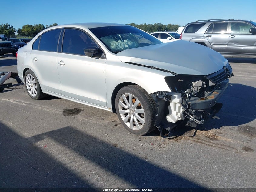 2011 VOLKSWAGEN JETTA 2.0L S | 3VW2K7AJ1BM103105 | UPCARS