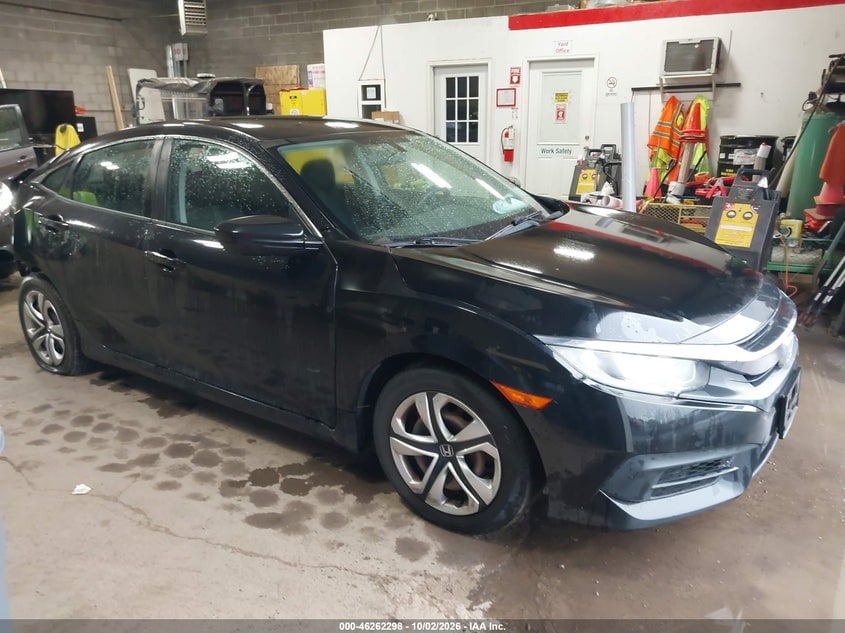 2018 HONDA CIVIC LX | 19XFC2F55JE200686 | UPCARS