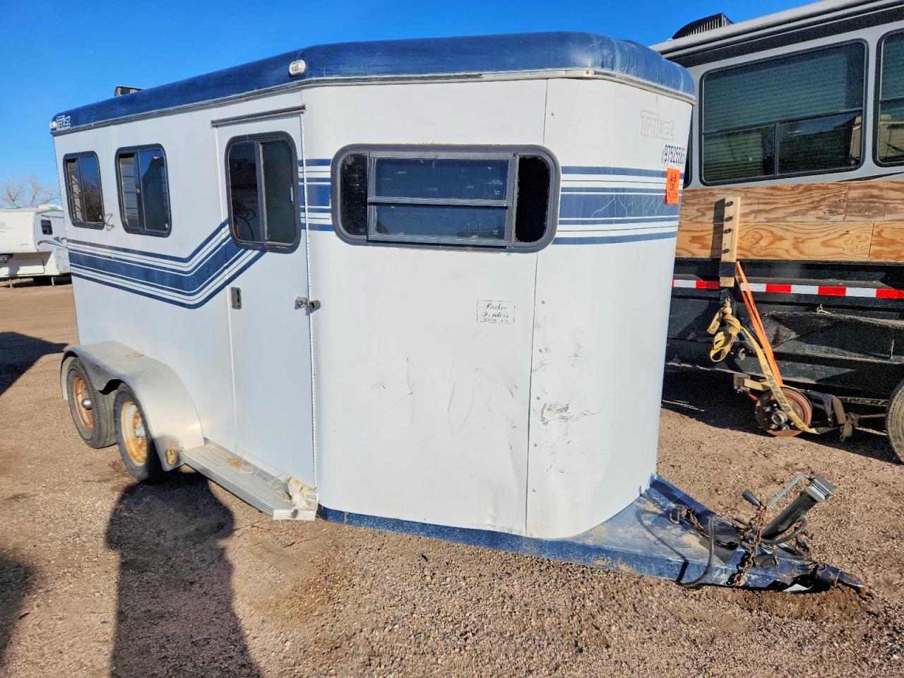1999 TRAIL-ET INC UNKNOWN TKDP UNKNOWN - livestock trailer | 11UMT1822X1016204 | UPCARS