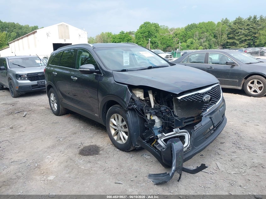 2018 KIA SORENTO 2.4L LX | 5XYPGDA33JG381462 | UPCARS