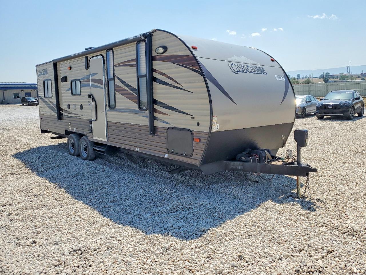 2017 FOREST RIVER TRAVEL TRL CASCADE CAMPER | 4X4TCSX26H9126565 | UPCARS