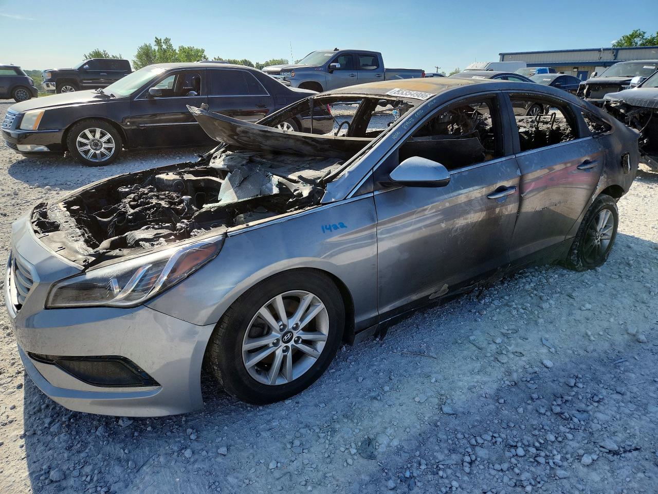 2016 HYUNDAI SONATA SE | 5NPE24AF4GH351422 | UPCARS