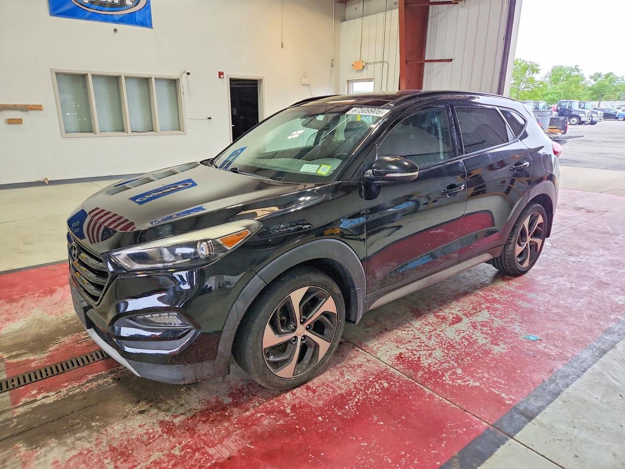 2018 HYUNDAI TUCSON VALUE | KM8J3CA28JU631615 | UPCARS