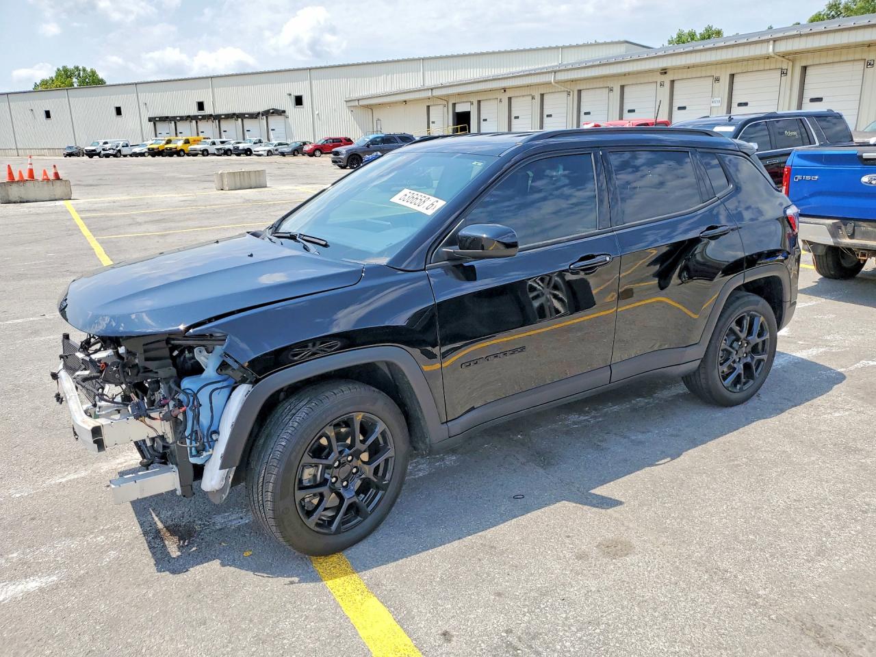 2024 JEEP COMPASS LATITUDE | 3C4NJDBN1RT599672 | UPCARS