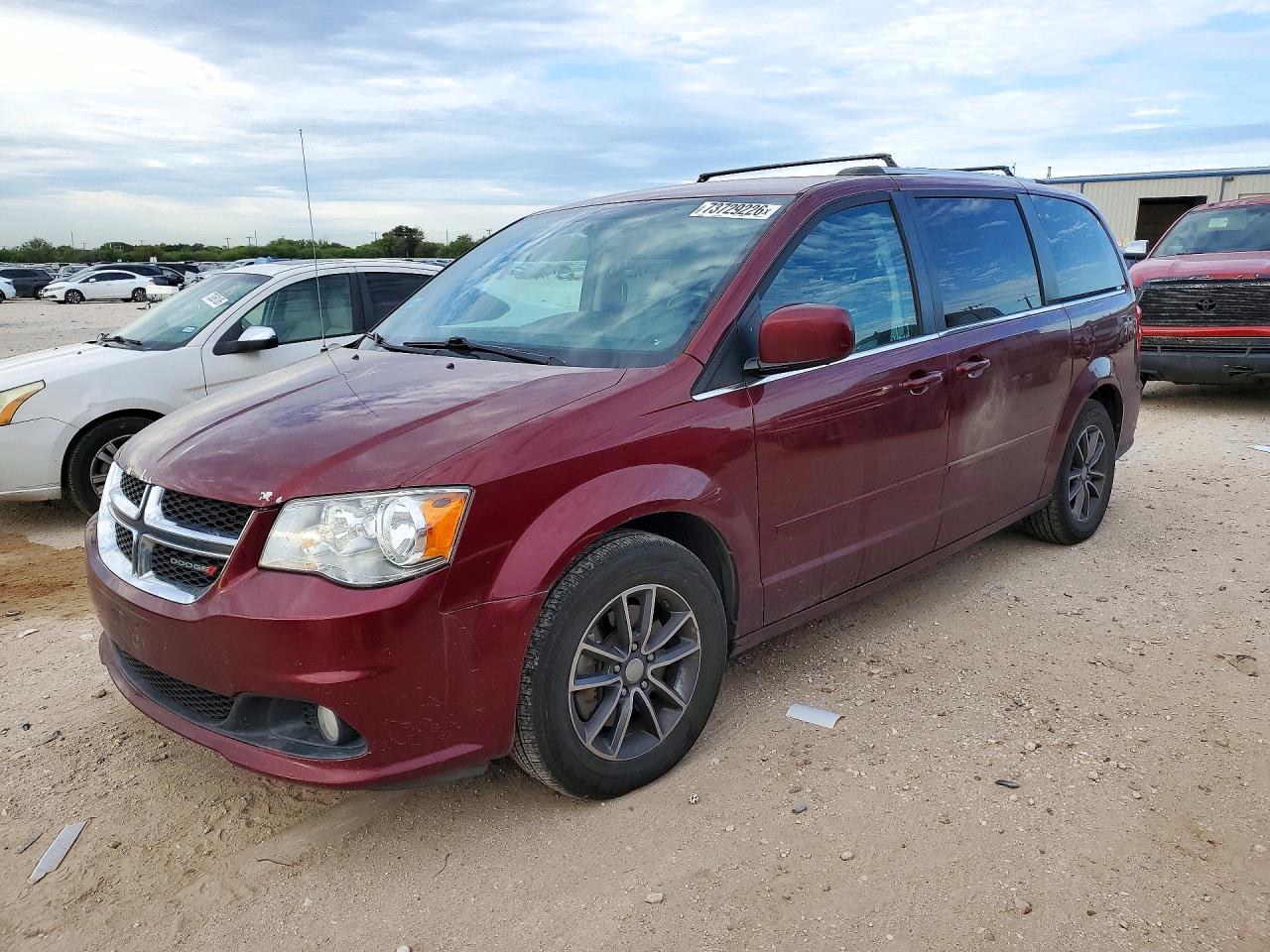 2017 DODGE CARAVAN SXT | 2C4RDGCG8HR867712 | UPCARS