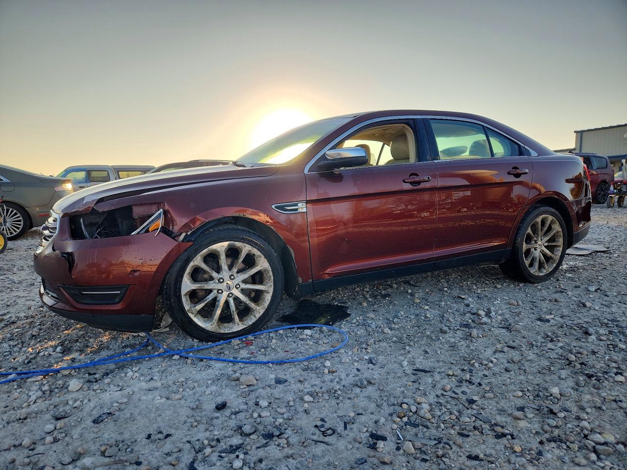 2015 FORD TAURUS LIMITED | 1FAHP2J82FG177377 | UPCARS
