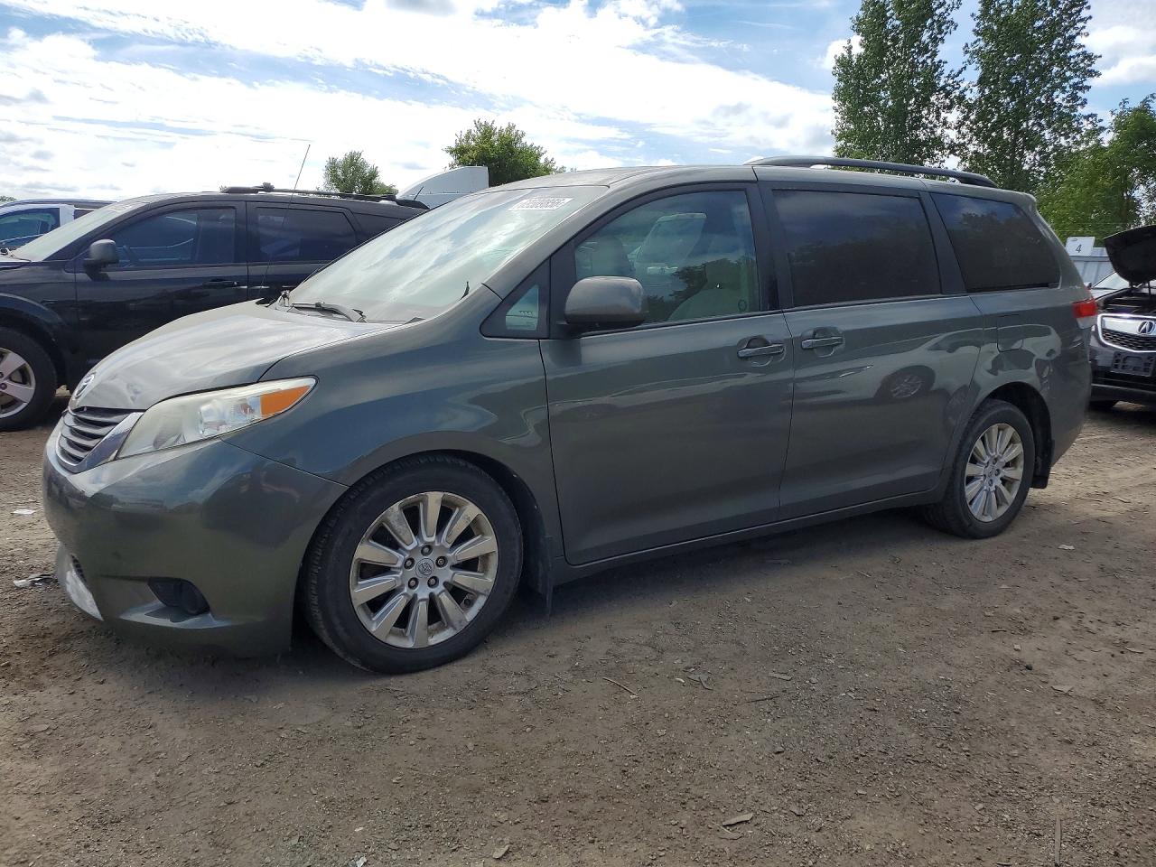 2011 TOYOTA SIENNA LE | 5TDJK3DC8BS027547 | UPCARS