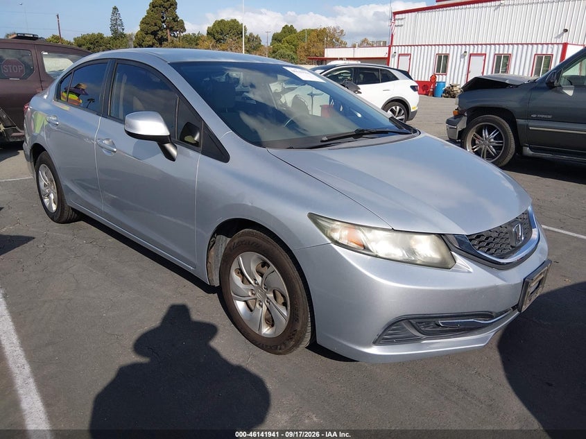 2013 HONDA CIVIC LX | 2HGFB2F55DH568962 | UPCARS