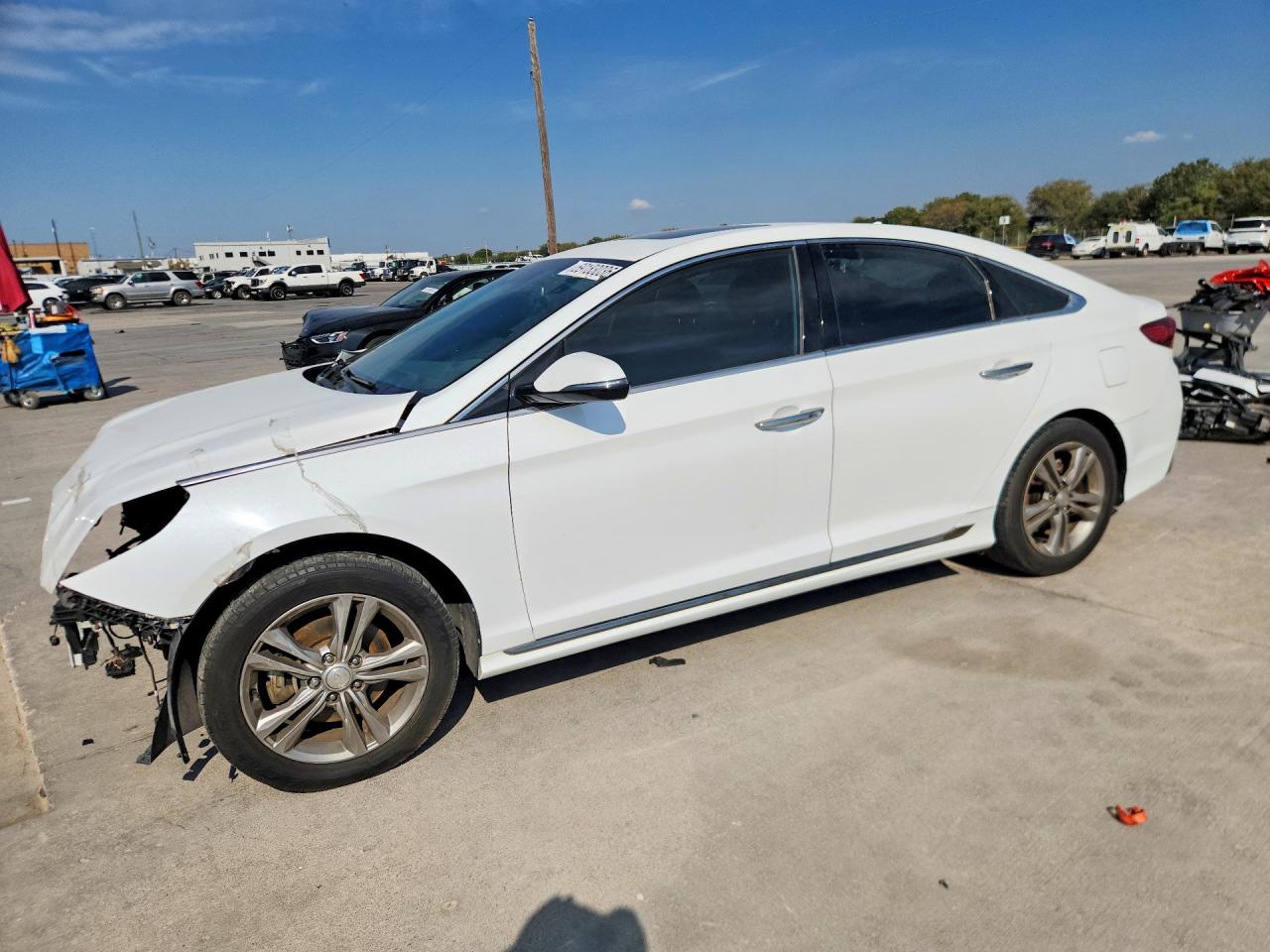 2018 HYUNDAI SONATA SPORT | 5NPE34AF4JH599223 | UPCARS