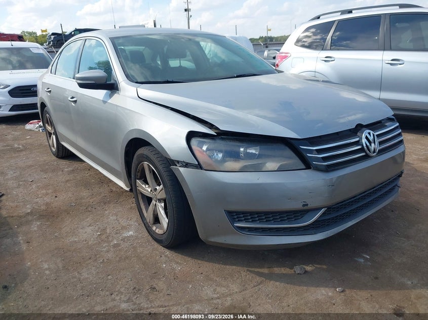 2013 VOLKSWAGEN PASSAT 2.5L SE | 1VWBP7A32DC083308 | UPCARS