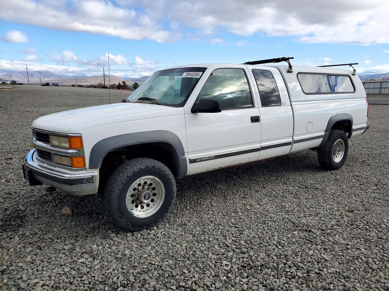 1998 CHEVROLET GMT K2500 | 1GCGK29J2WE232207 | UPCARS