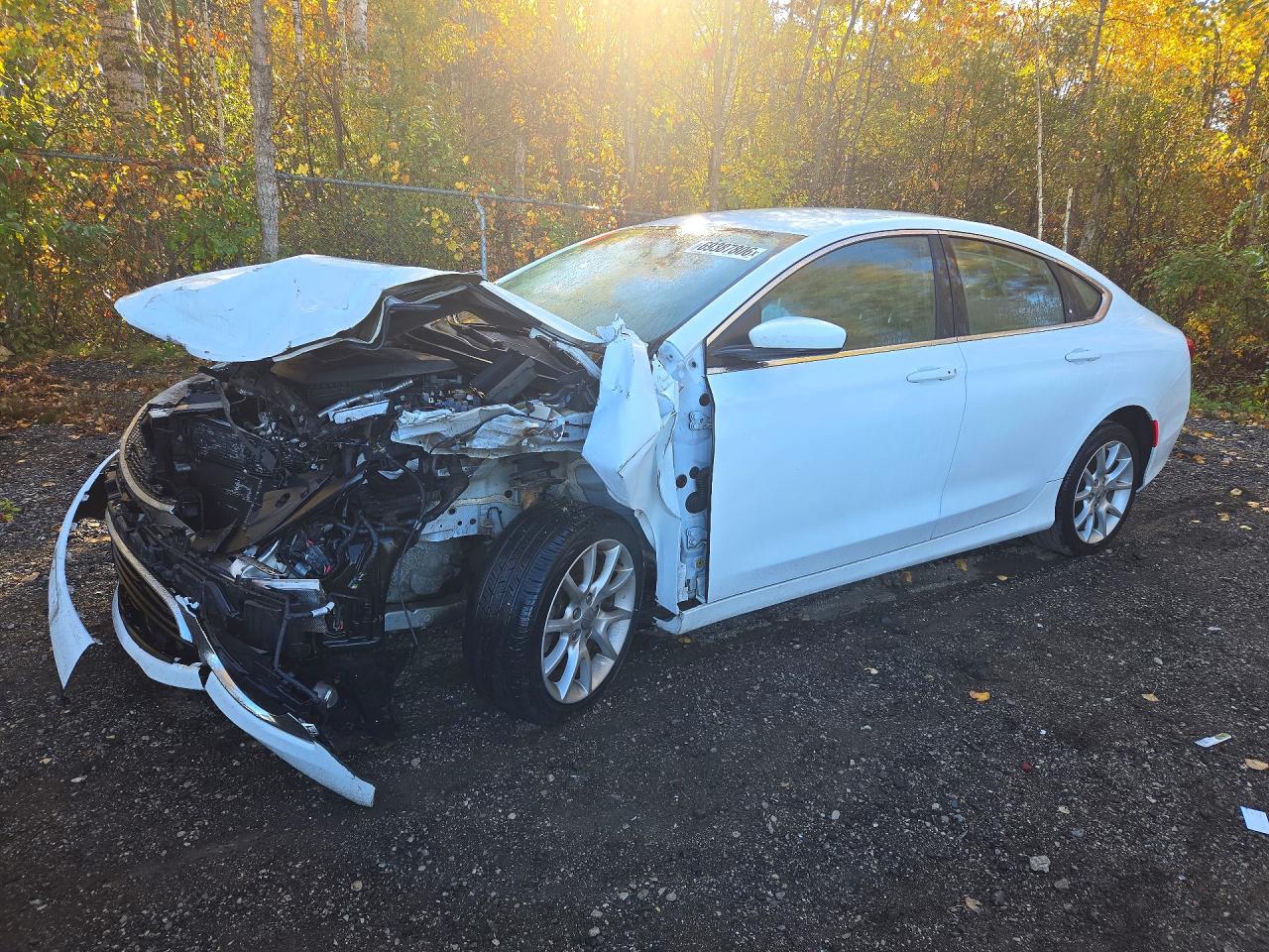 2015 CHRYSLER 200 LIMITED | 1C3CCCAGXFN548797 | UPCARS